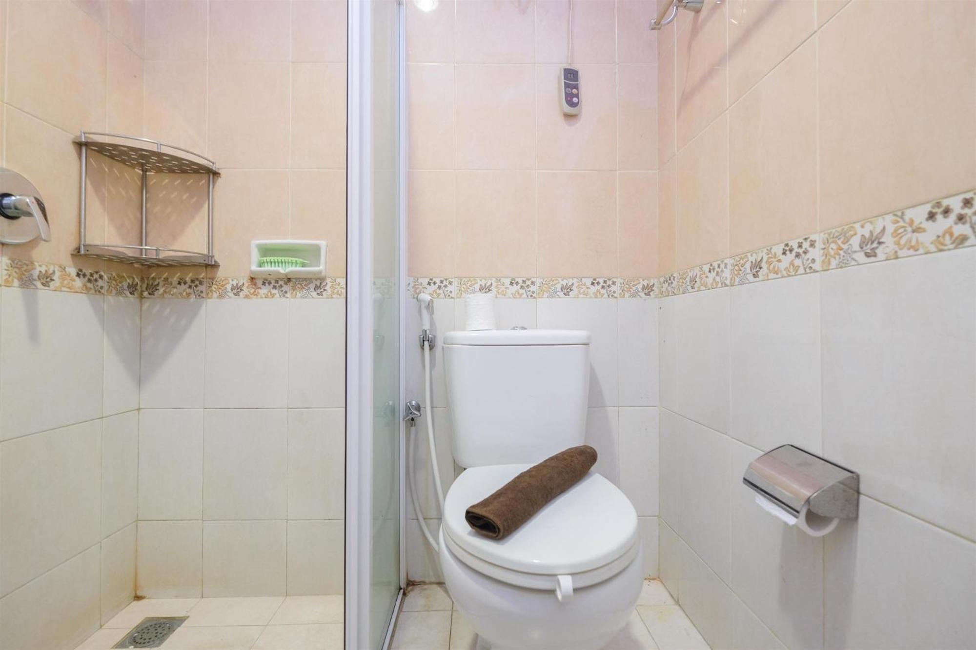 Comfort And Strategic 1br At The Boulevard By Travelio Appartement Jakarta